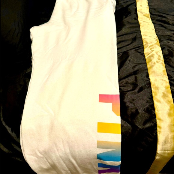 Victoria Secret Pink Sweatpants - Picture 3 of 4